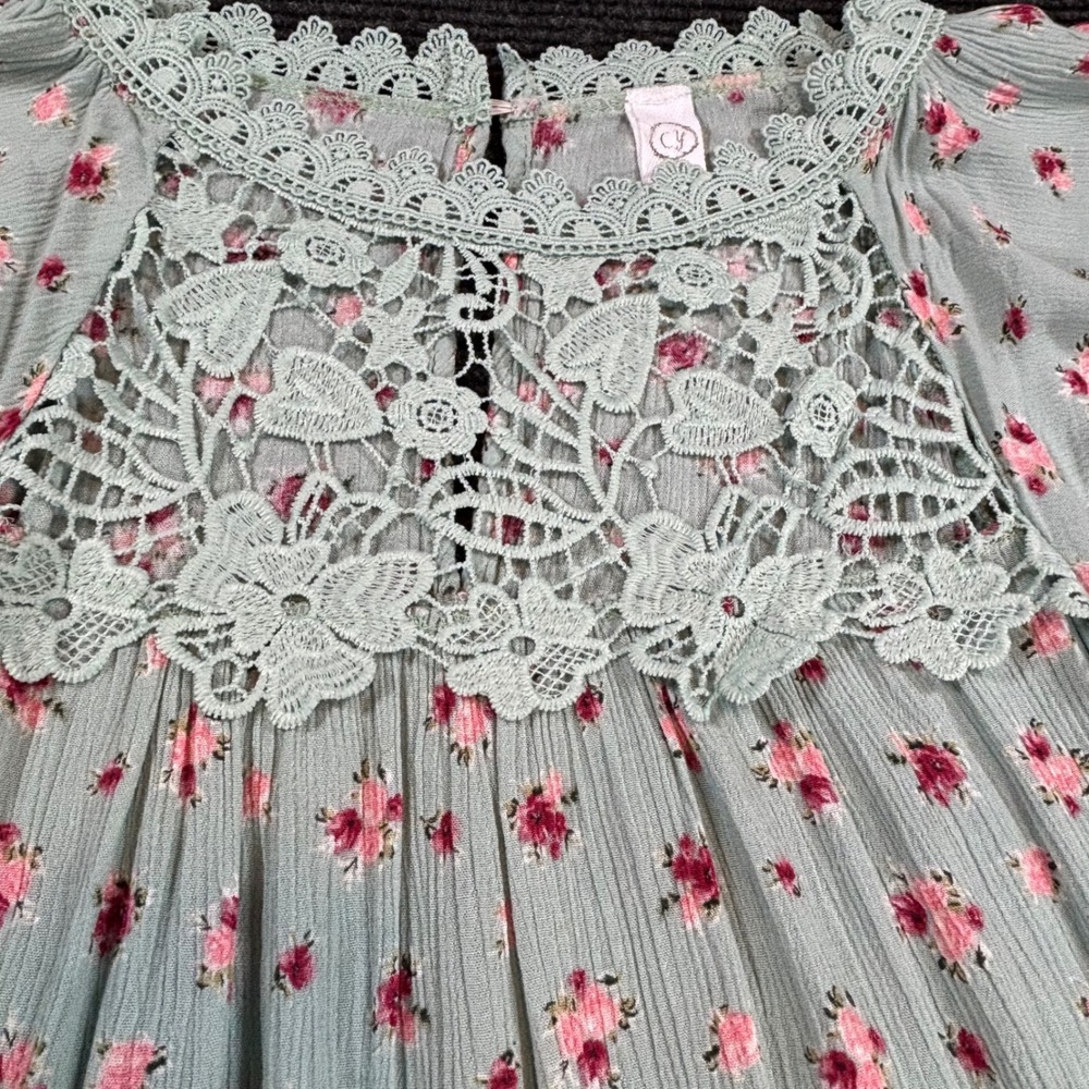 CY Fashion Sage Green Floral Crochet Lace Yoke Flutter Sleeve Blouse Small‎ - Picture 3 of 7